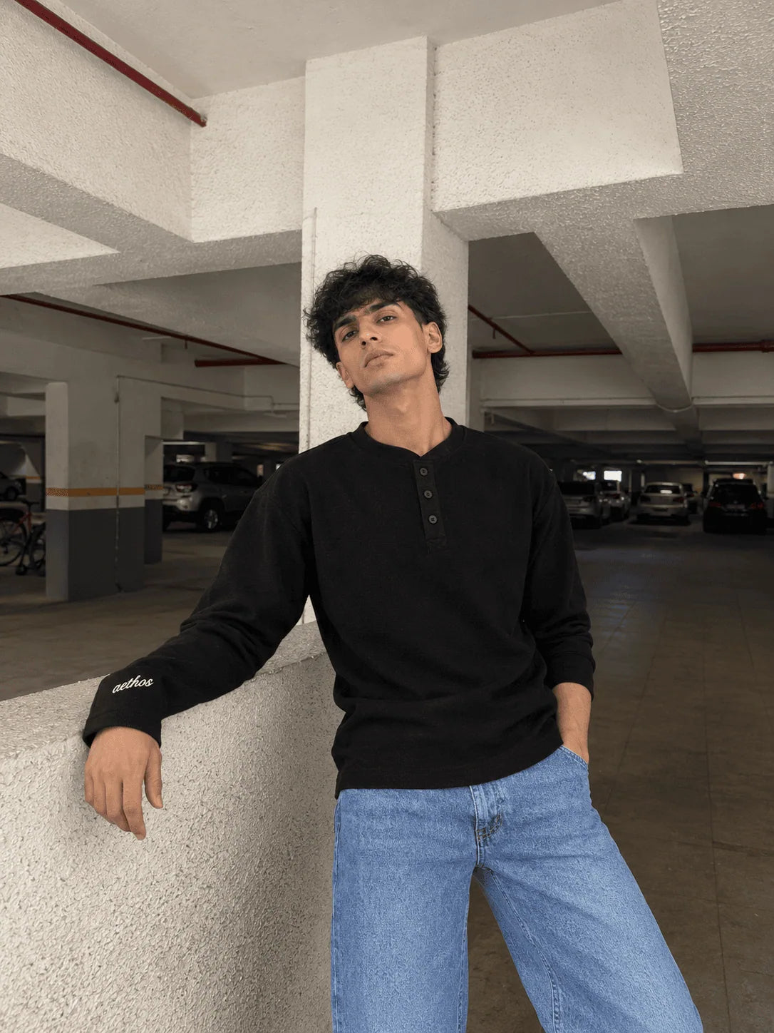 Carbon Henley - Unisex